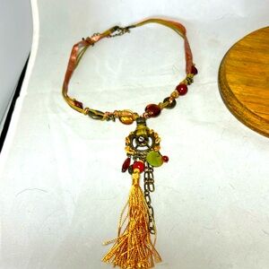 Love this and almost kept it for me. 18” with a 4” extender. Gorgeous soft color